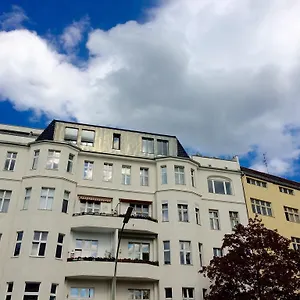 https://artemisia-berlin.find-berlin-hotels.com